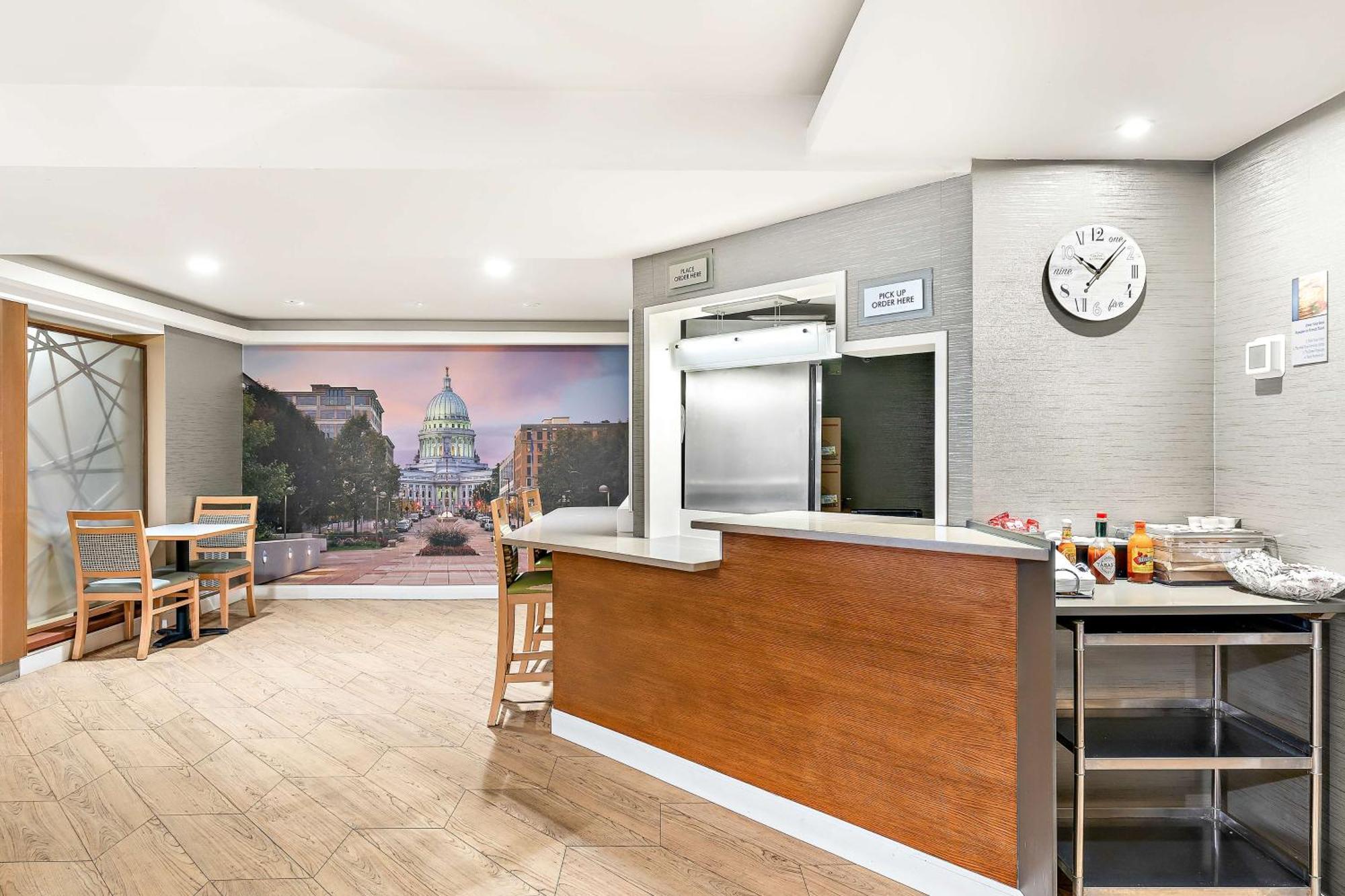 Best Western West Towne Suites Μάντισον Εξωτερικό φωτογραφία